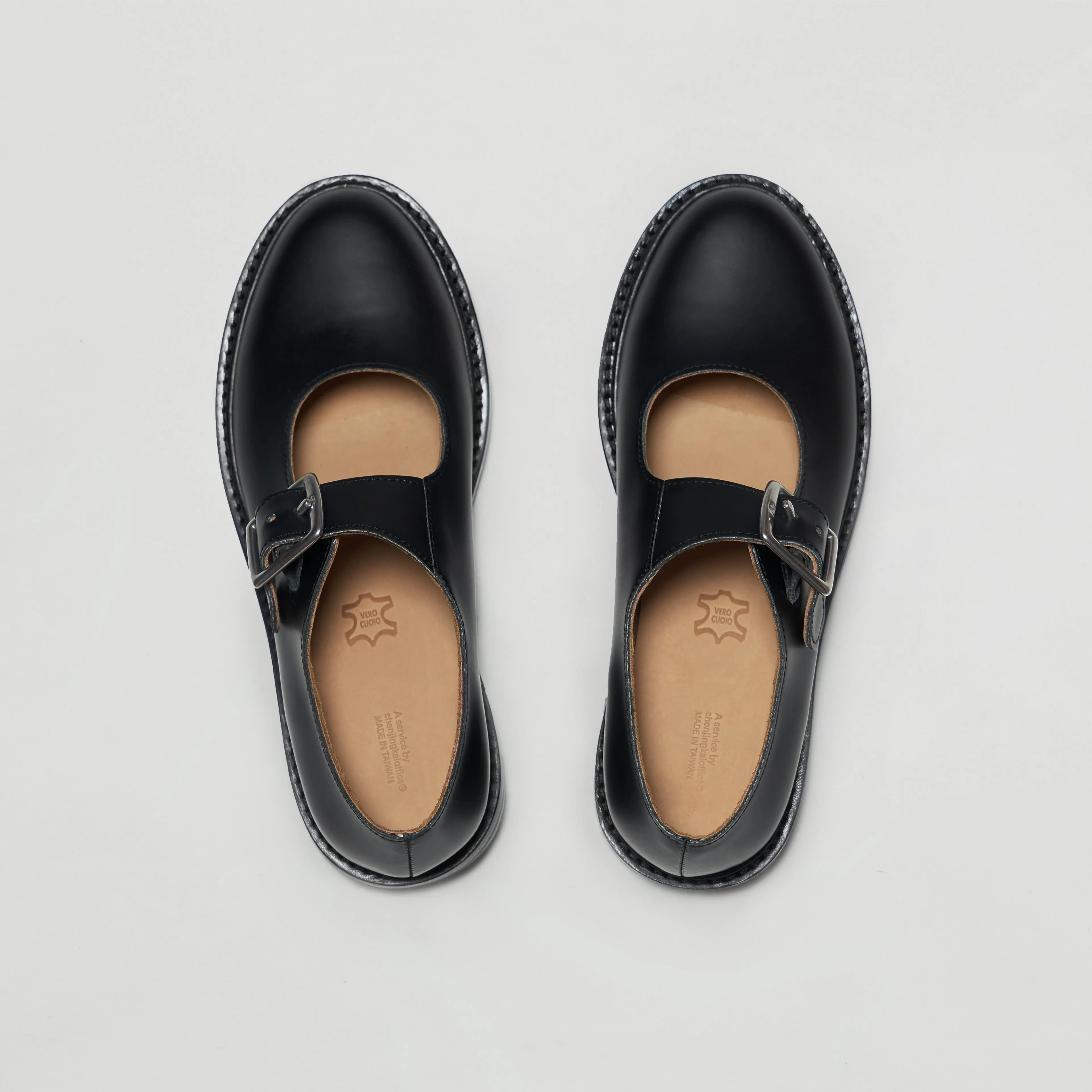 Plain Mary Janes (black)